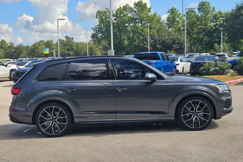 2021 Audi Q7 55 Premium photo 1