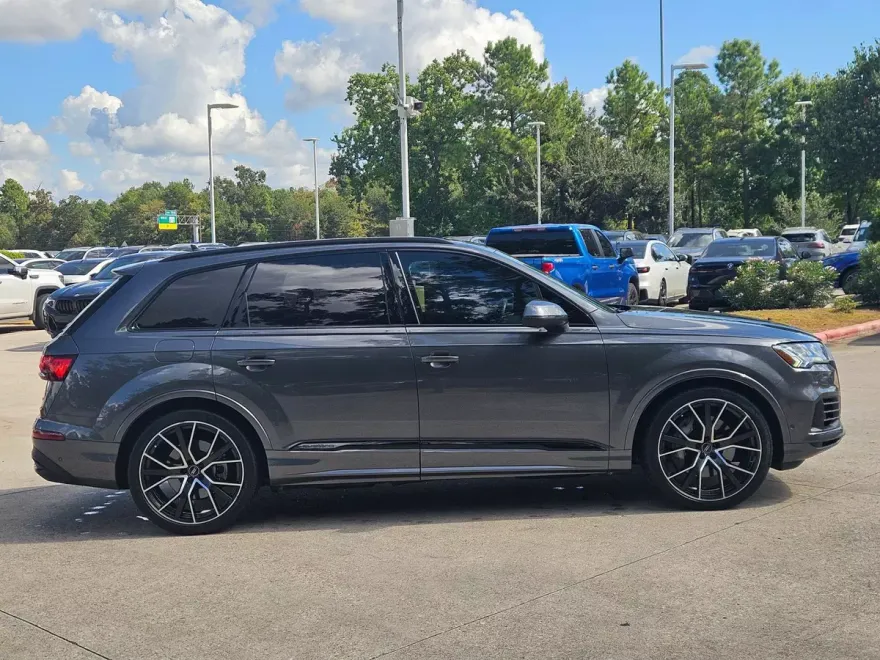 2021 Audi Q7 55 Premium photo 1