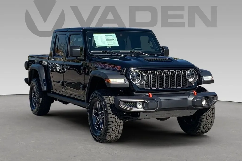 2025 Jeep Gladiator Mojave photo 1