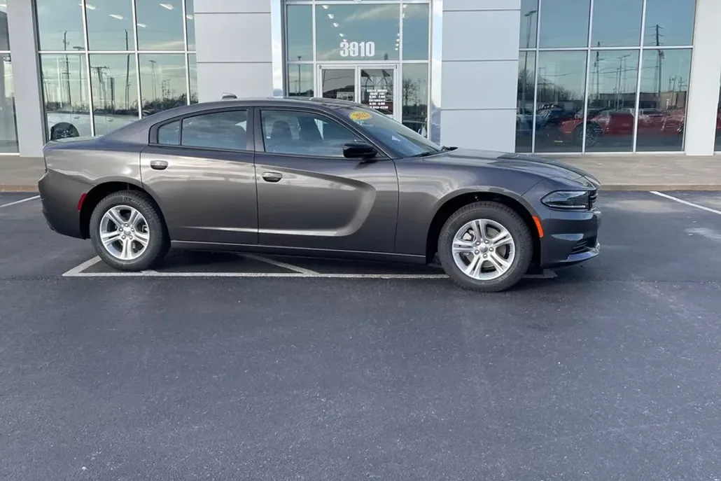 2023 Dodge Charger SXT photo 1