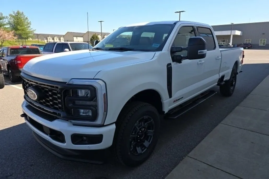 2024 Ford F-350 photo 1