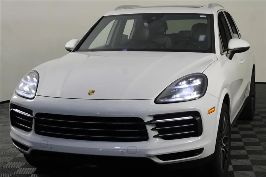 2020 Porsche Cayenne photo 1