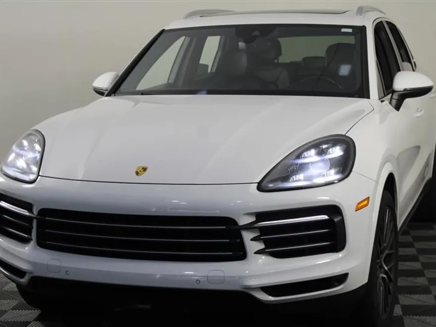 2020 Porsche Cayenne photo 1