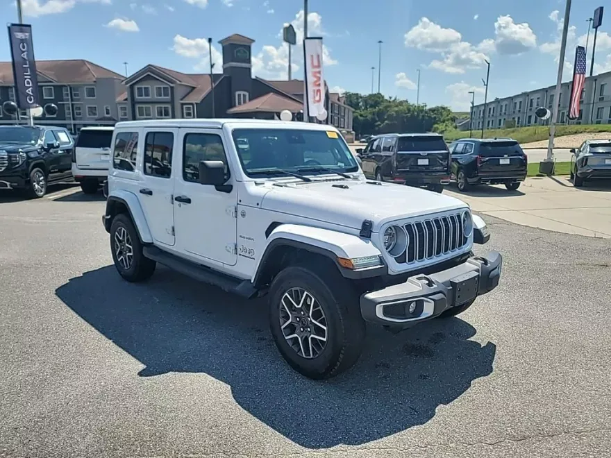 2024 Jeep Wrangler Sahara photo 1