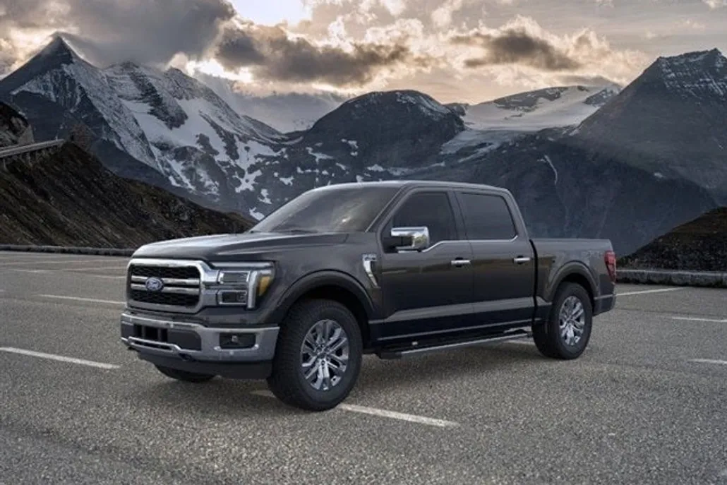 2025 Ford F-150 Lariat photo 1