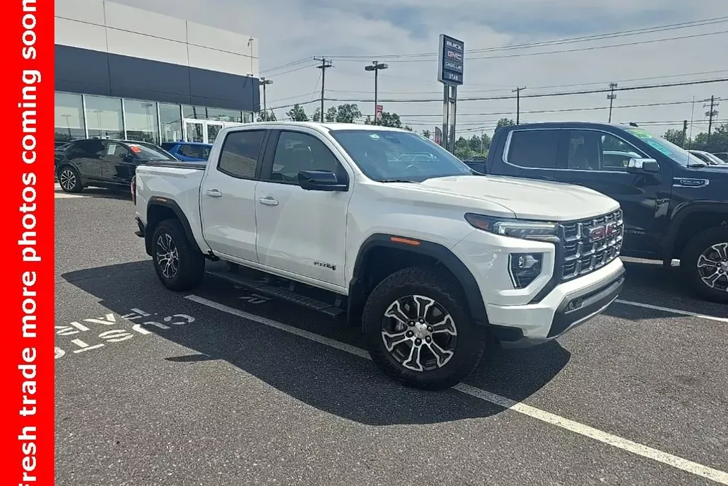 2023 Gmc Canyon AT4 photo 1