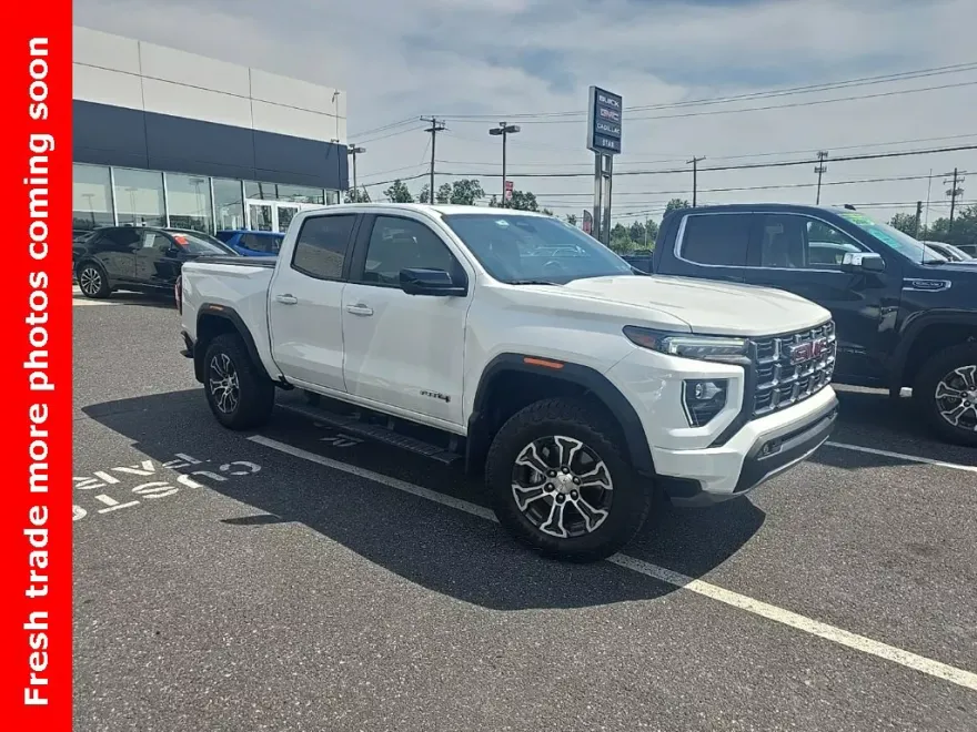 2023 Gmc Canyon AT4 photo 1