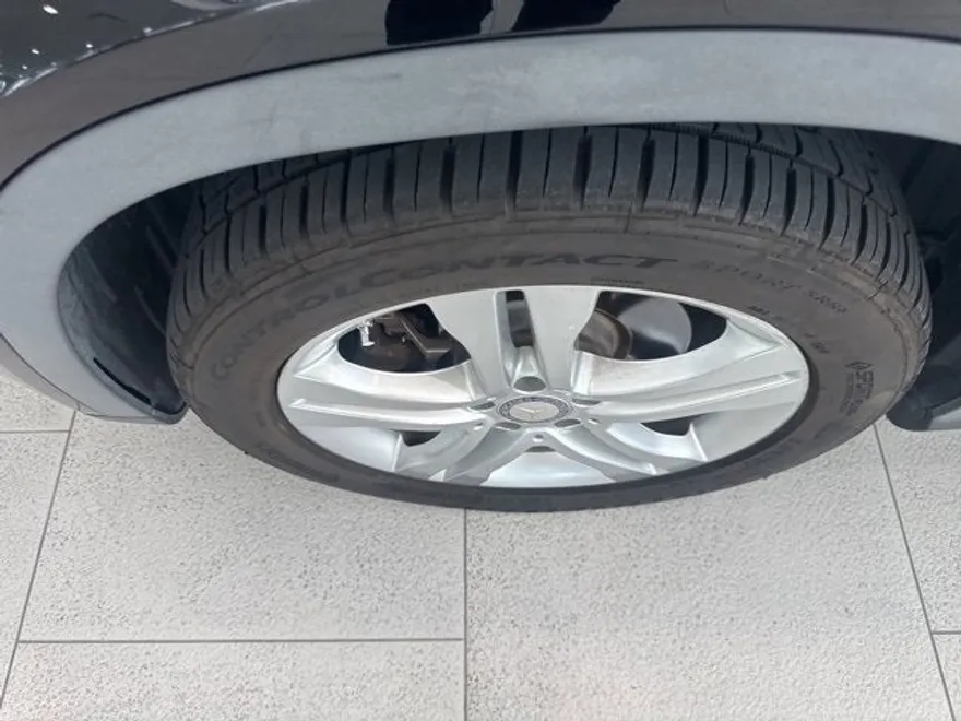 2017 Mercedes Benz GLA 250 photo 1