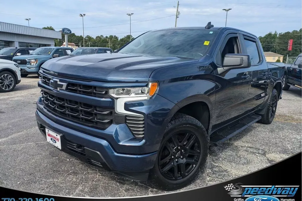 2022 Chevrolet Silverado 1500 RST photo 1