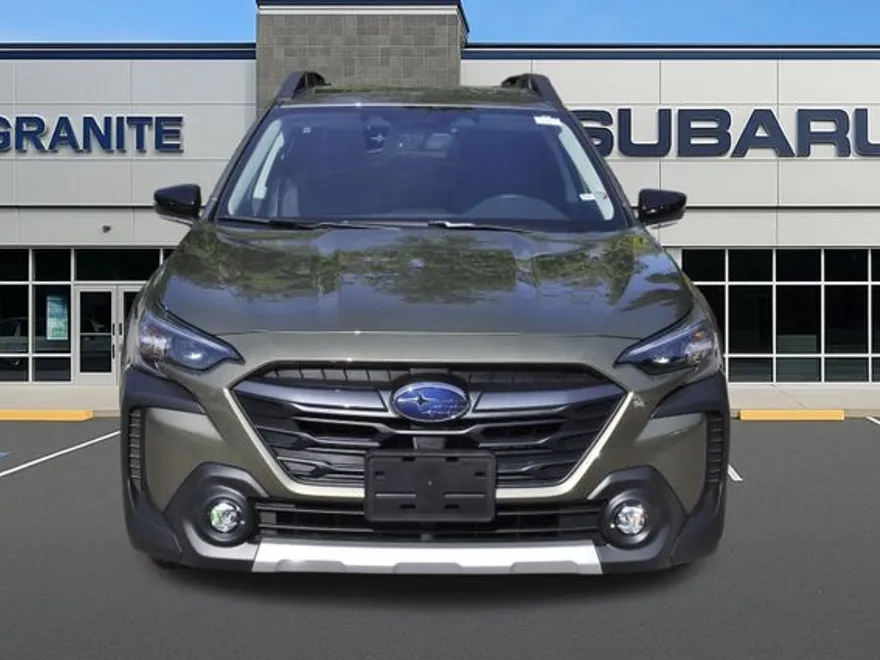 2025 Subaru Outback Limited photo 1