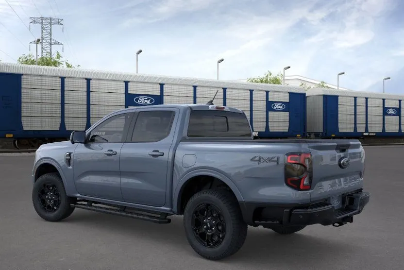2025 Ford Ranger Lariat photo 1