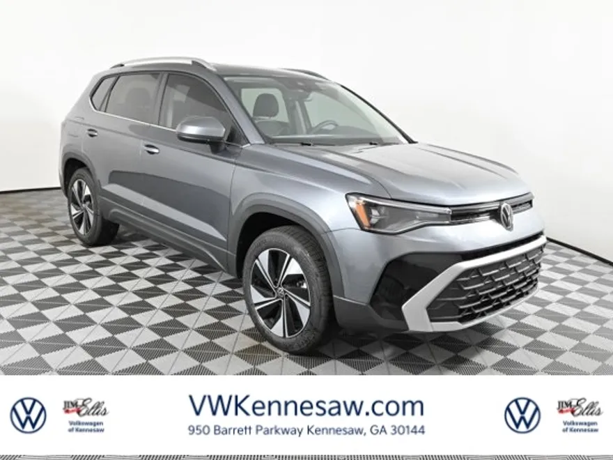 2025 Volkswagen Taos SE photo 1