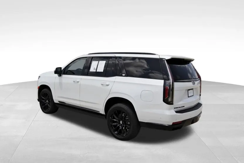 2023 Cadillac Escalade Sport Platinum photo 1