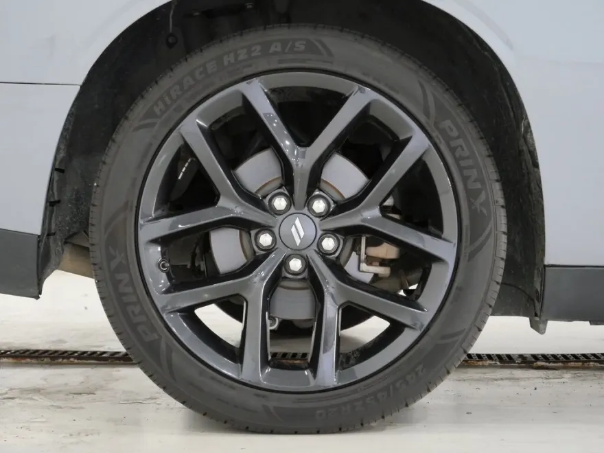 2022 Dodge Challenger SXT photo 1