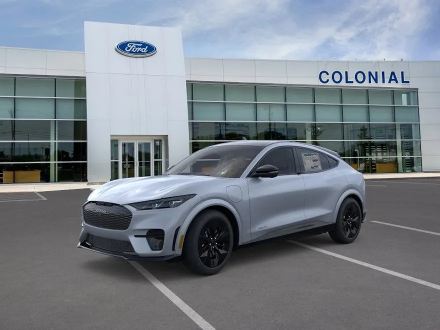 2025 Ford Mustang Mach-E GT photo 1