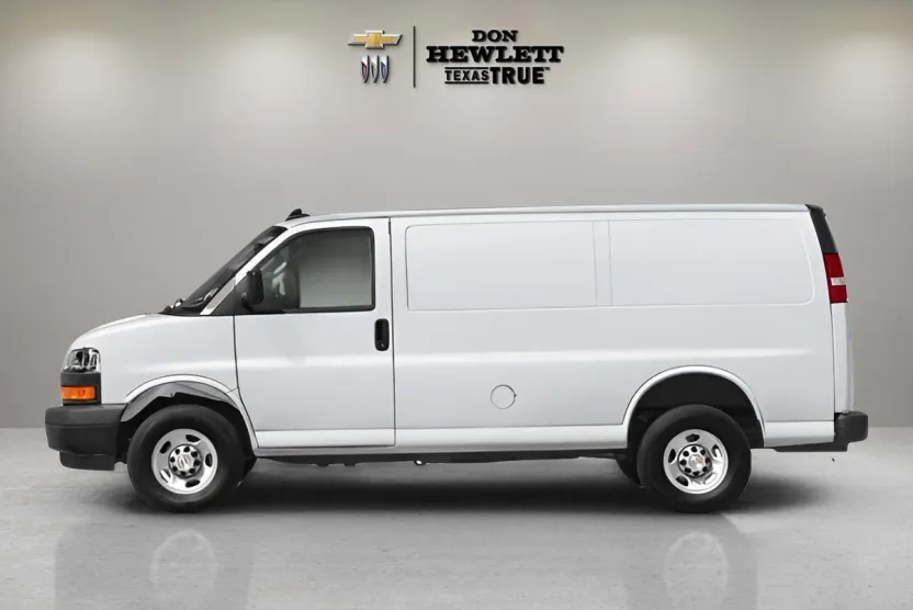 2025 Chevrolet Express Cargo 2500 photo 1