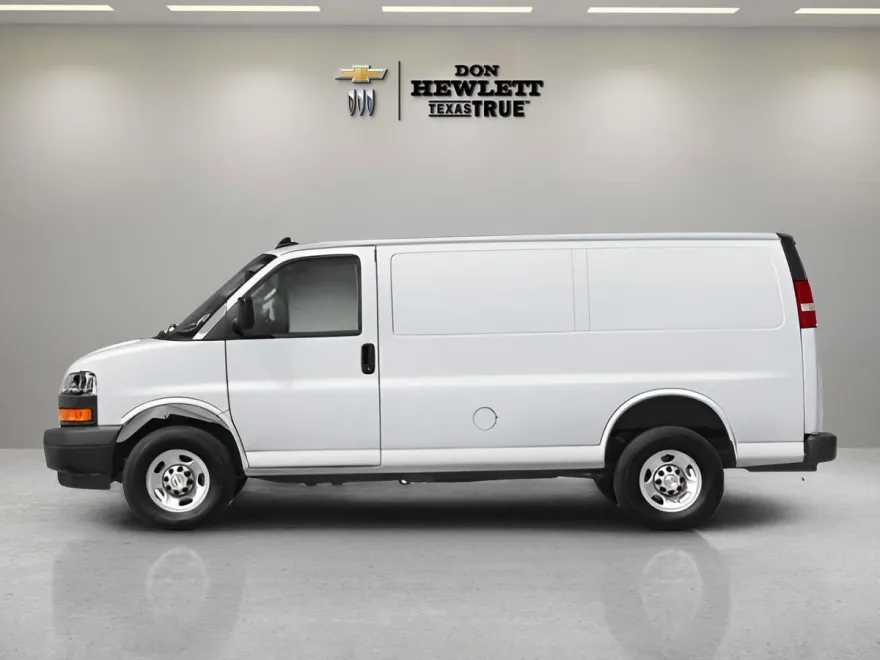 2025 Chevrolet Express Cargo 2500 photo 1