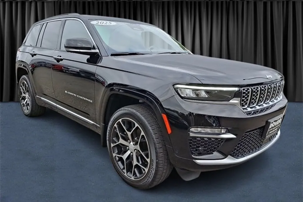 2025 Jeep Grand Cherokee Summit photo 1