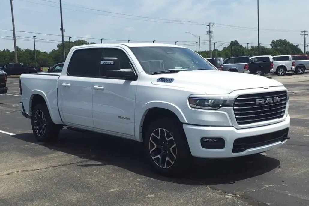 2025 Ram 1500 Laramie photo 1