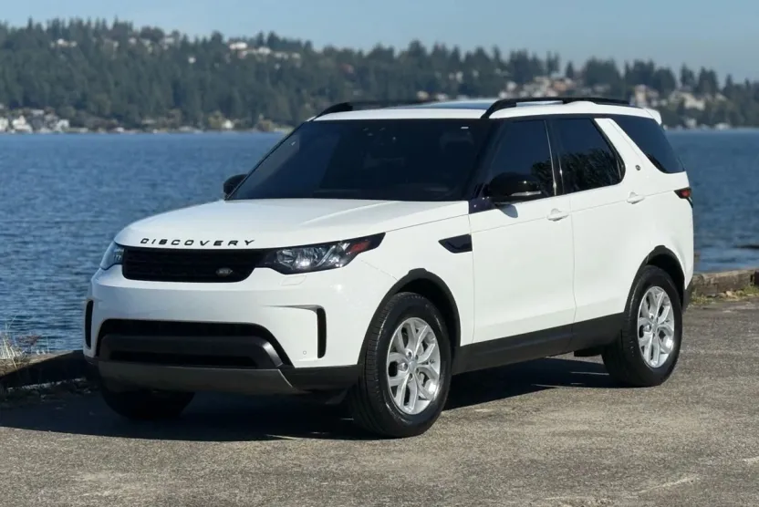 2018 Land Rover Discovery SE photo 1