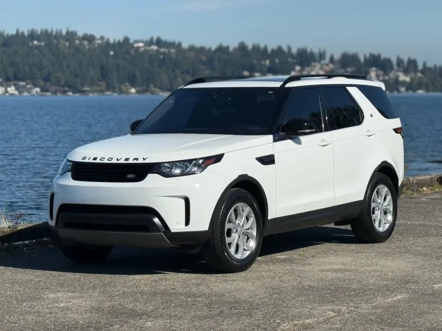 2018 Land Rover Discovery SE photo 1