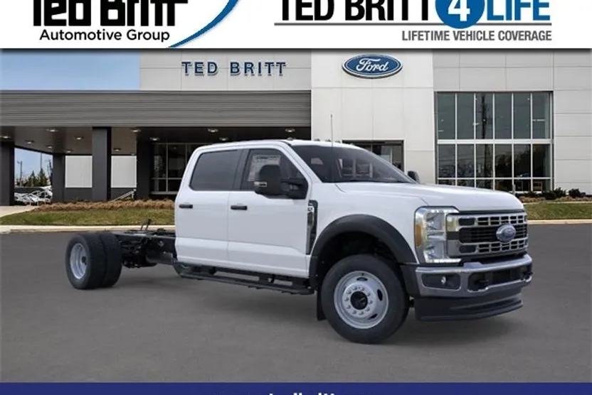 2025 Ford F-450 photo 1