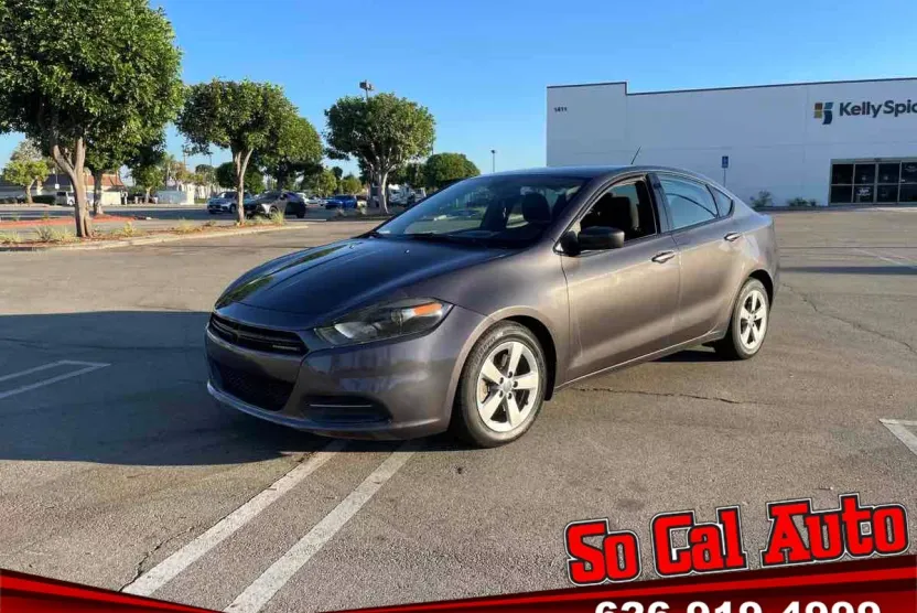 2015 Dodge Dart SXT photo 1