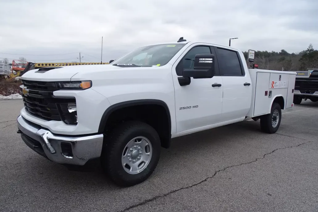 2024 Chevrolet Silverado 2500HD photo 1