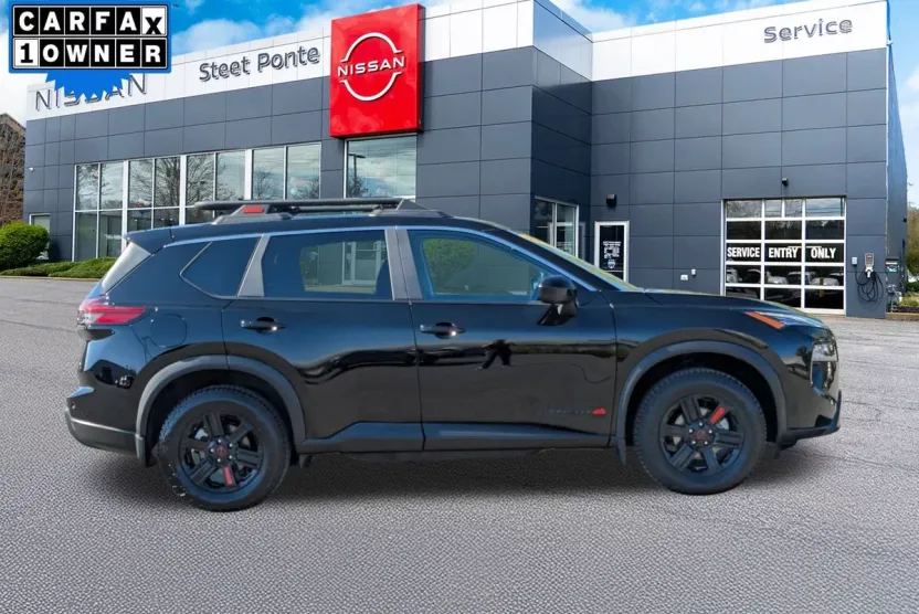 2025 Nissan Rogue photo 1