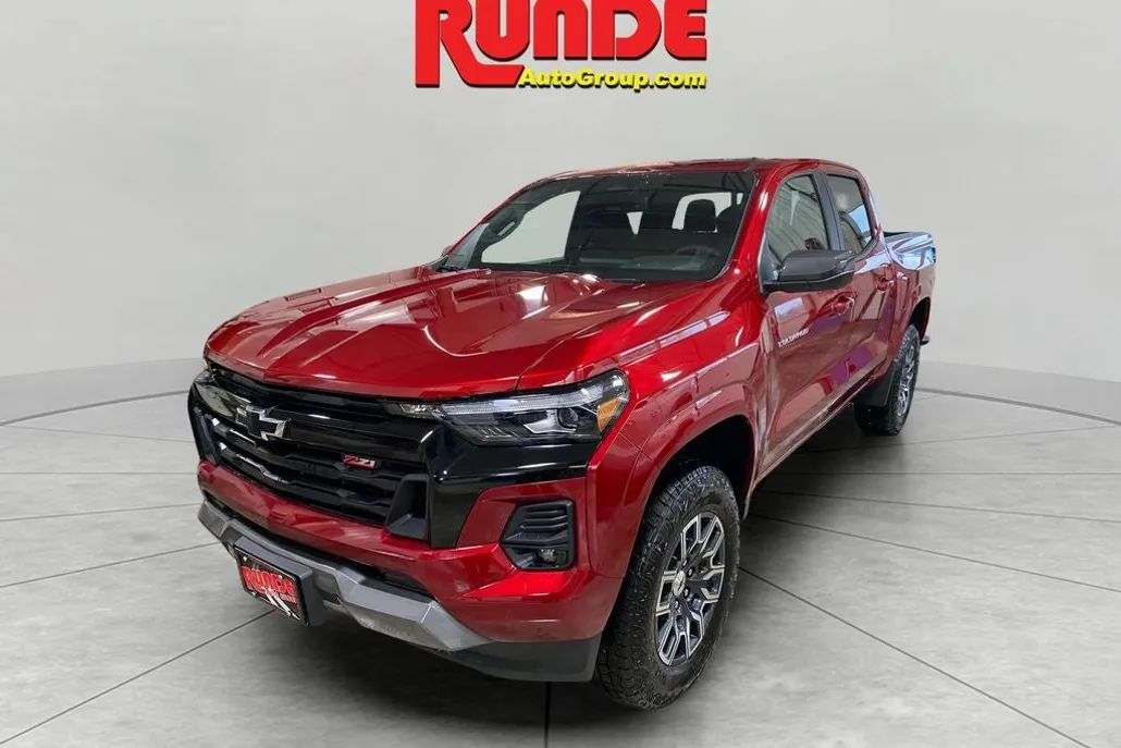 2026 Chevrolet Equinox LT photo 1