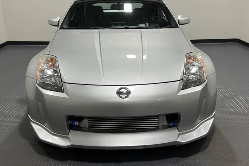 2004 Nissan 350Z photo 1