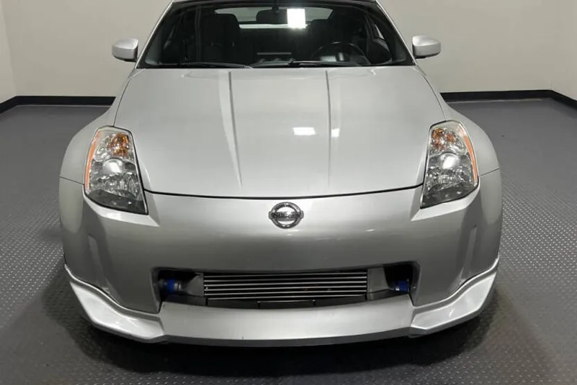 2004 Nissan 350Z photo 1