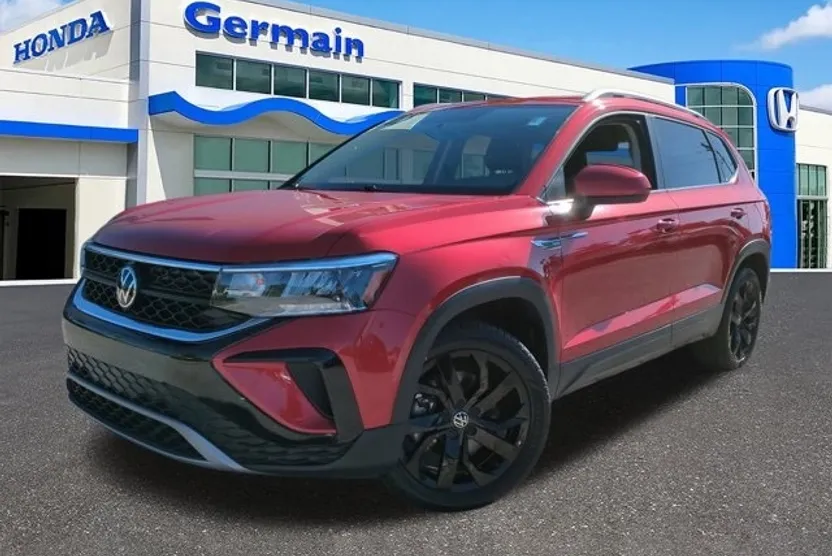 2022 Volkswagen Taos SE photo 1