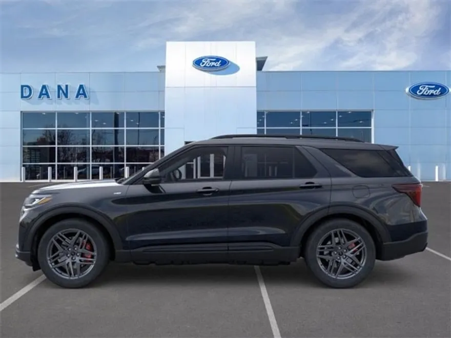 2025 Ford Explorer ST-Line photo 1