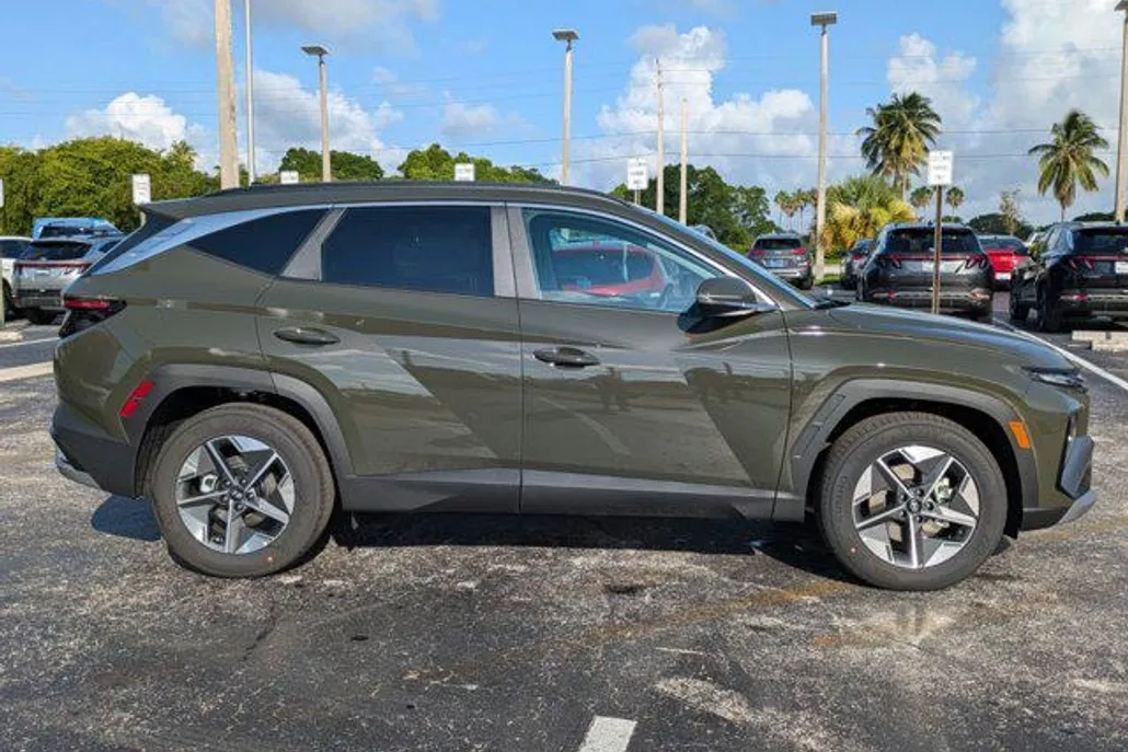 2025 Hyundai Tucson SEL Convenience photo 1