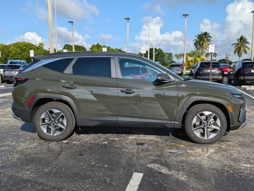 2025 Hyundai Tucson SEL Convenience photo 1
