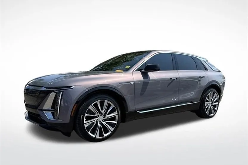 2024 Cadillac Lyriq Luxury photo 1