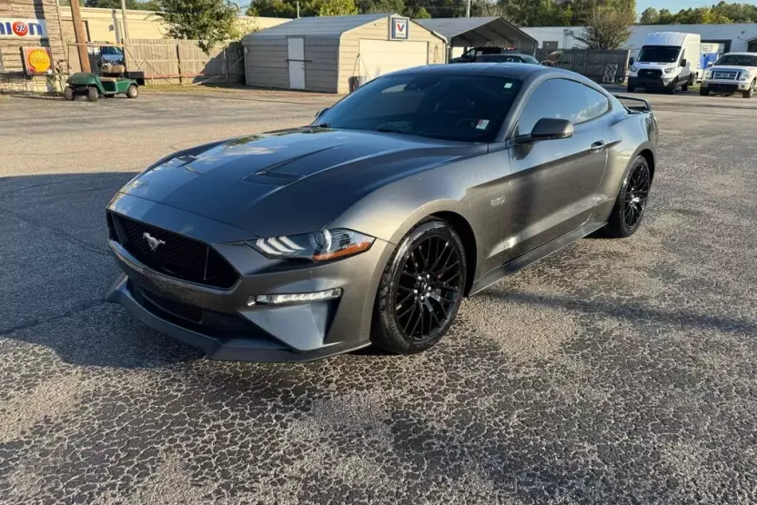 2018 Ford Mustang GT photo 1