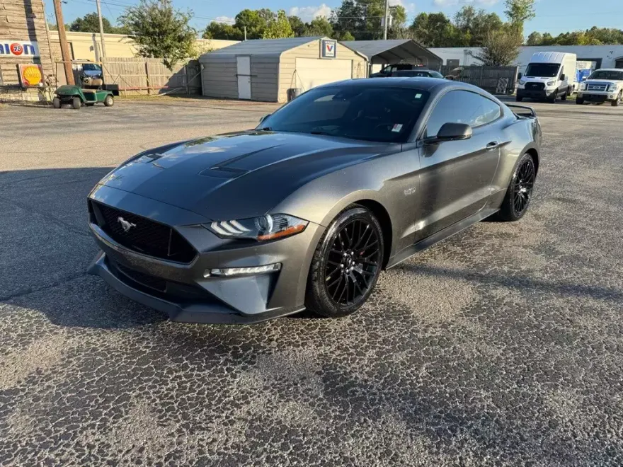2018 Ford Mustang GT photo 1