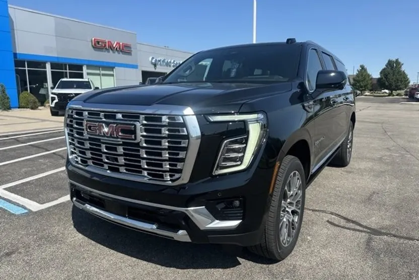 2025 Gmc Yukon XL Denali photo 1