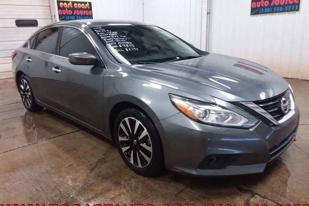 2018 Nissan Altima 2.5 SV photo 1