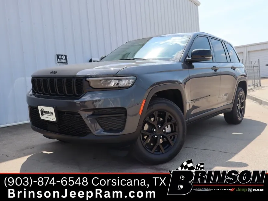 2025 Jeep Grand Cherokee Altitude photo 1