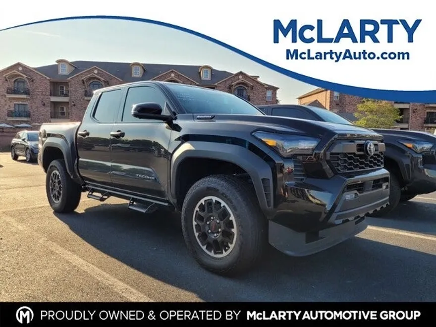 2025 Toyota Tacoma TRD Off-Road photo 1