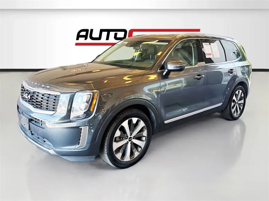 2022 Kia Telluride EX photo 1
