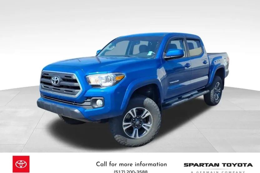 2017 Toyota Tacoma SR5 4x4 photo 1