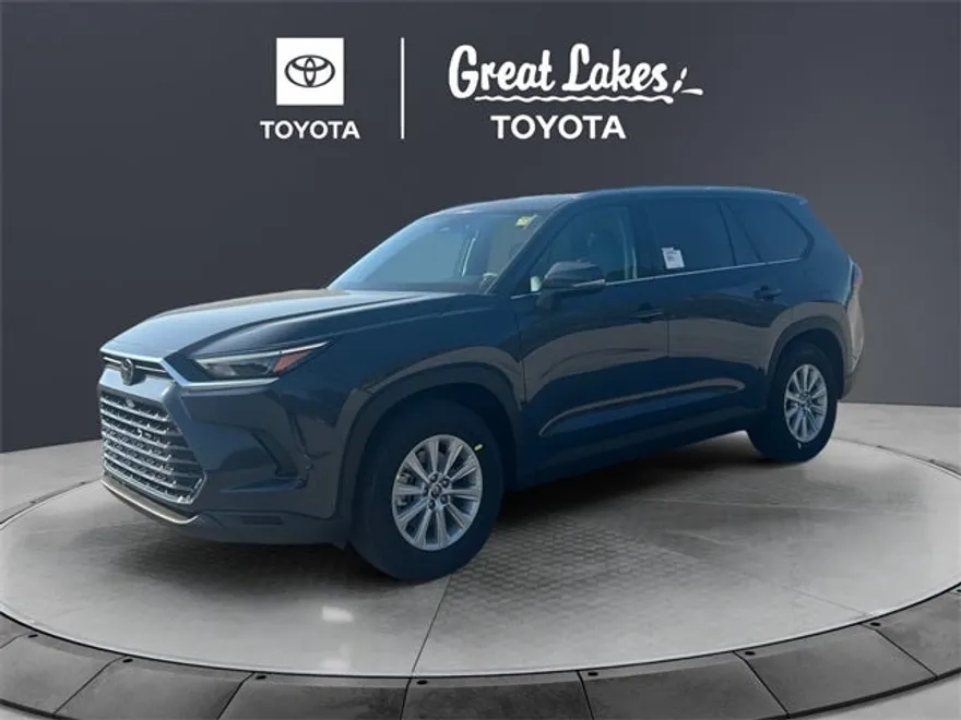 2026 Toyota Grand Highlander XLE photo 1