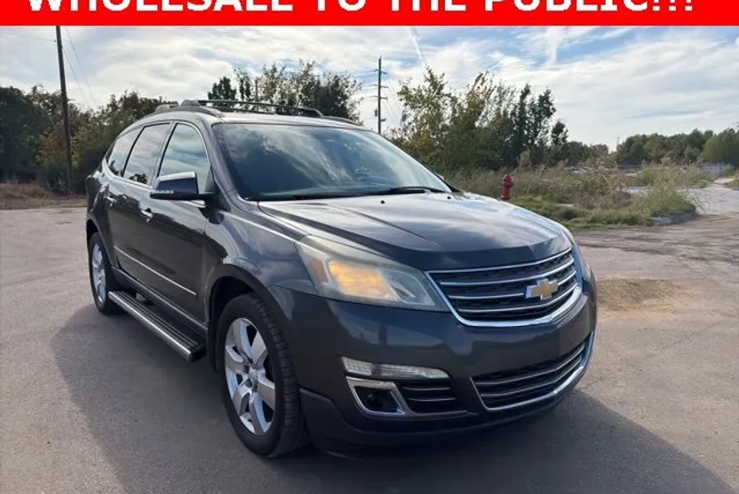 2013 Chevrolet Traverse LTZ photo 1