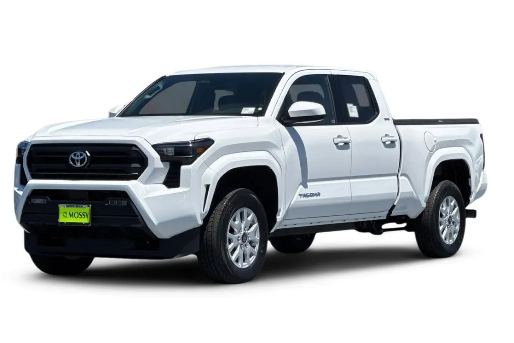 2025 Toyota Tacoma SR5 Double Cab photo 1