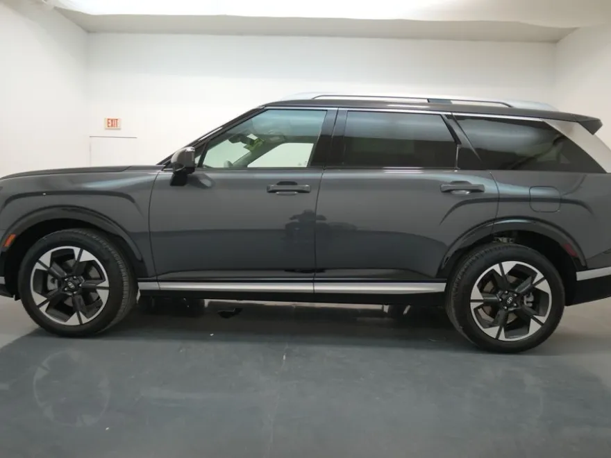 2026 Hyundai Palisade Limited photo 1