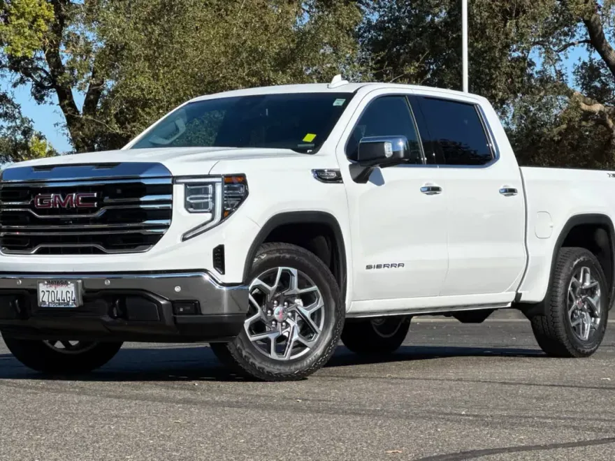 2025 Gmc Sierra 1500 SLT photo 1